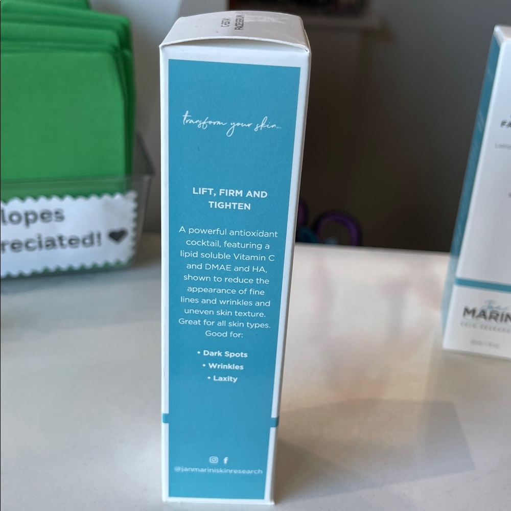 Jan Marini C-Esta Face Serum - White - Picture 2 of 5